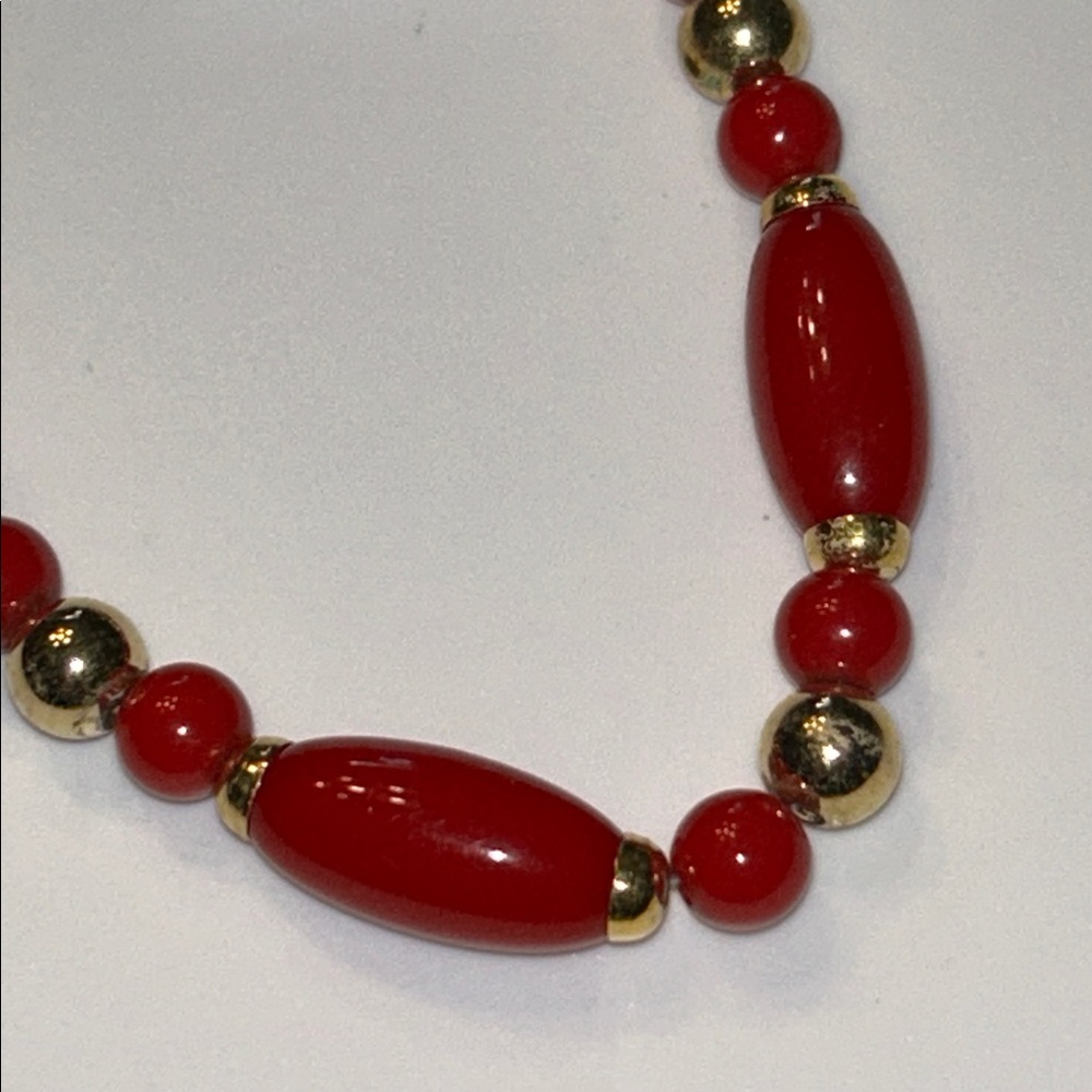 Red and Gold Tone Mid-Century Retro Art Deco Style 24 Inch Necklace Vintage - Picture 2 of 4